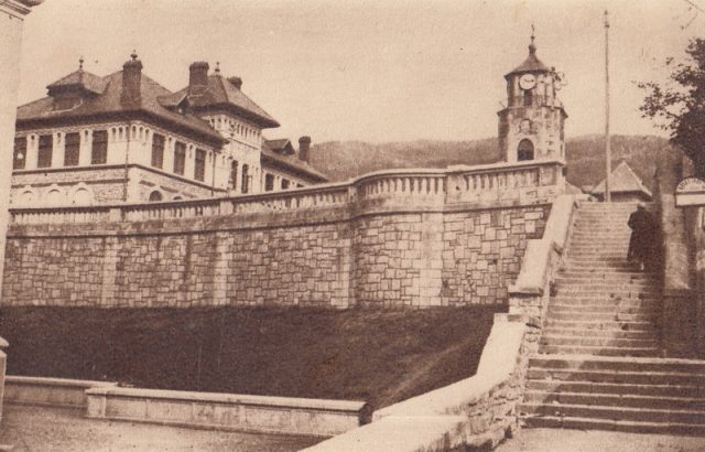 CRONICA EDUCAȚIEI NEMȚENE / Școala Primară nr. 1 de Băieți din Piatra-Neamț