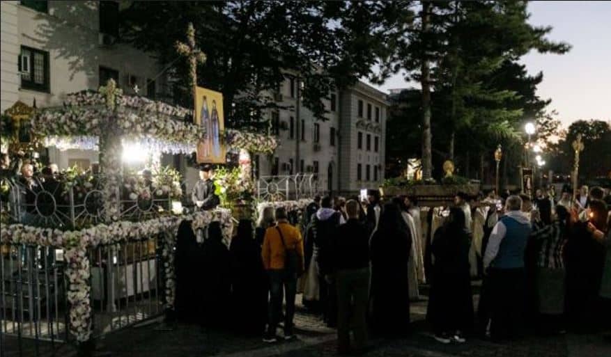 Programul pelerinajului Sfintei Parascheva 2026, zi de zi. Când are loc procesiunea „Calea Sfinților” 1 Programul pelerinajului Sfintei Parascheva 2026, zi de zi. Când are loc procesiunea „Calea Sfinților”