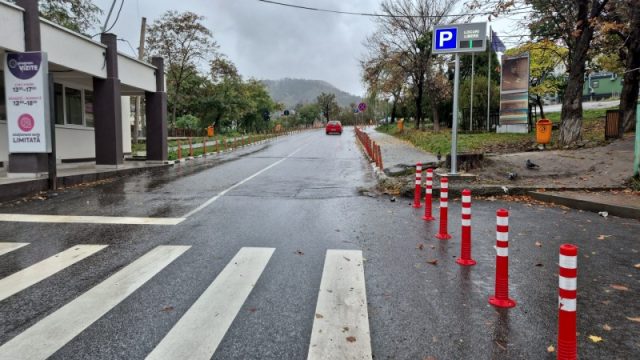 Trei investiții încep la Spitalul Județean Neamț. Managerul Alexandru Patrașcu cere solidaritate: „Păstrați libere căile de acces pentru intervenții și lucrări și evitați parcarea autoturismelor personale în incinta spitalului” Trei investiții încep la Spitalul Județean Neamț. Managerul Alexandru Patrașcu cere solidaritate: „Păstrați libere căile de acces pentru intervenții și lucrări și evitați parcarea autoturismelor personale în incinta spitalului”