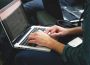 Cât de des verifică românii ce citesc pe internet? România rămâne aproape de coada clasamentului european