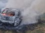 Autoturism incendiat intenționat la Farcașa. Un tânăr a ajuns la spital