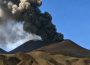 Etna ține Catania în suspans. Cenușa vulcanică închide aeroportul pentru a treia zi consecutiv